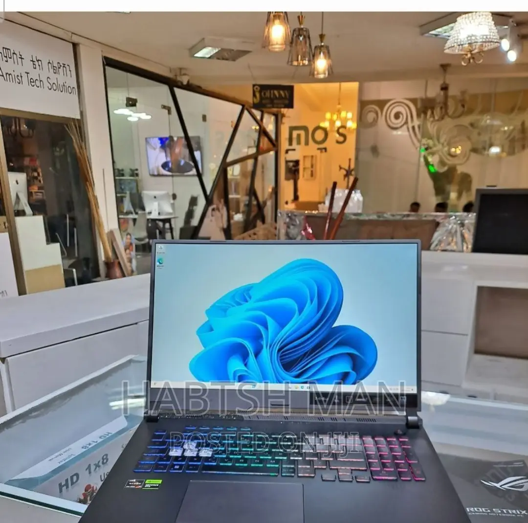 New Laptop Asus ROG Strix G15 16GB AMD Ryzen 7 SSD 512GB