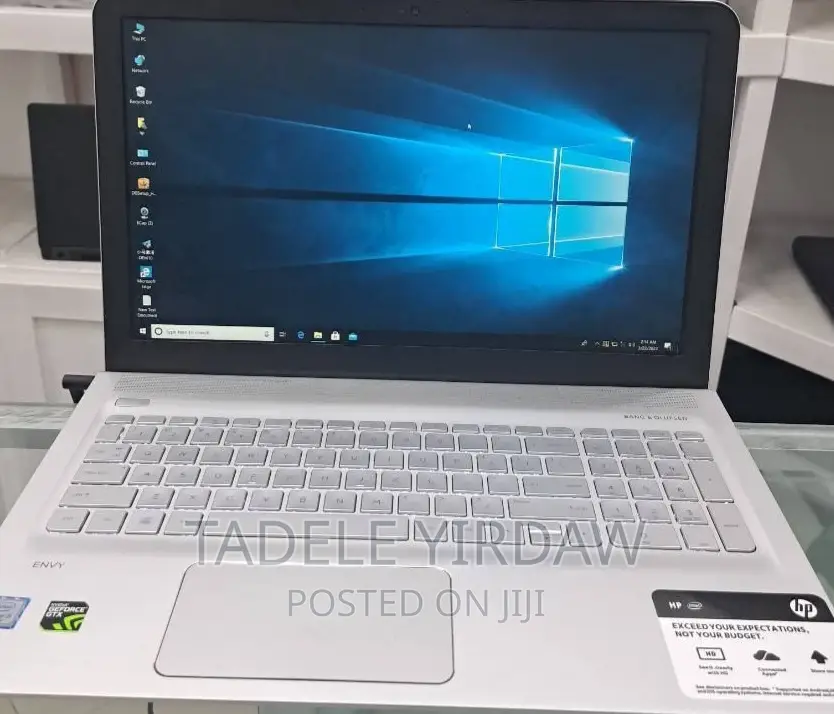 New Laptop HP Envy X360 8GB Intel Core I5 HDD 1T