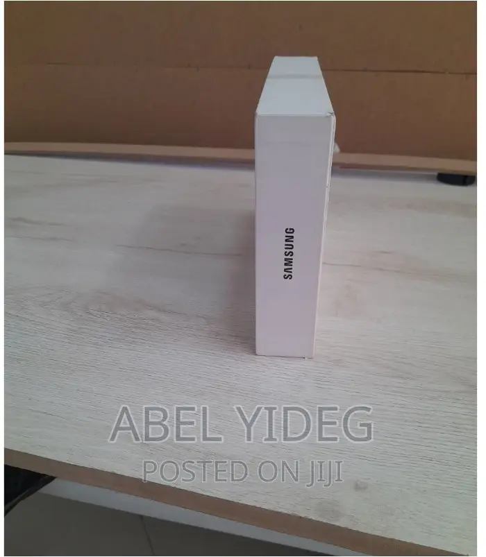 New Samsung Galaxy Tab A8 10.5 (2021) 32 GB Gray