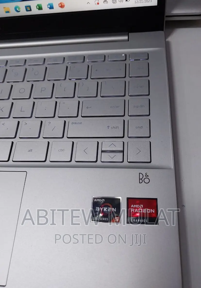 New Laptop HP Pavilion 14 8GB AMD Ryzen 5 SSD 512GB