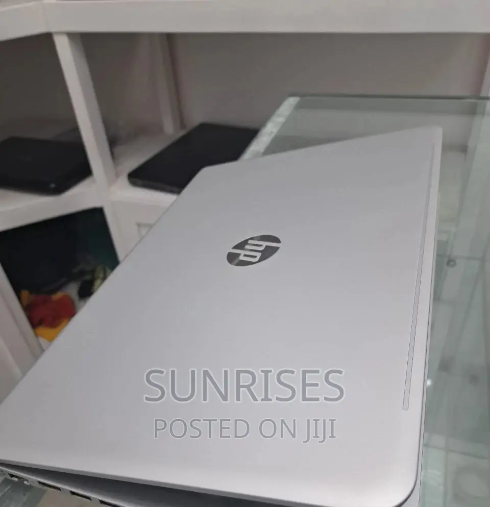 New Laptop HP ZBook Studio G4 16GB Intel Core I7 SSD 512GB