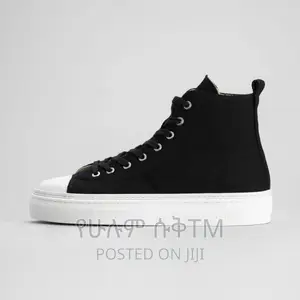 Original Converse All Star Chuck Taylor ‘Modern Lift’ Shoes
