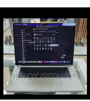 New Laptop Apple MacBook Pro 2019 16GB Intel Core i7 SSD 1T