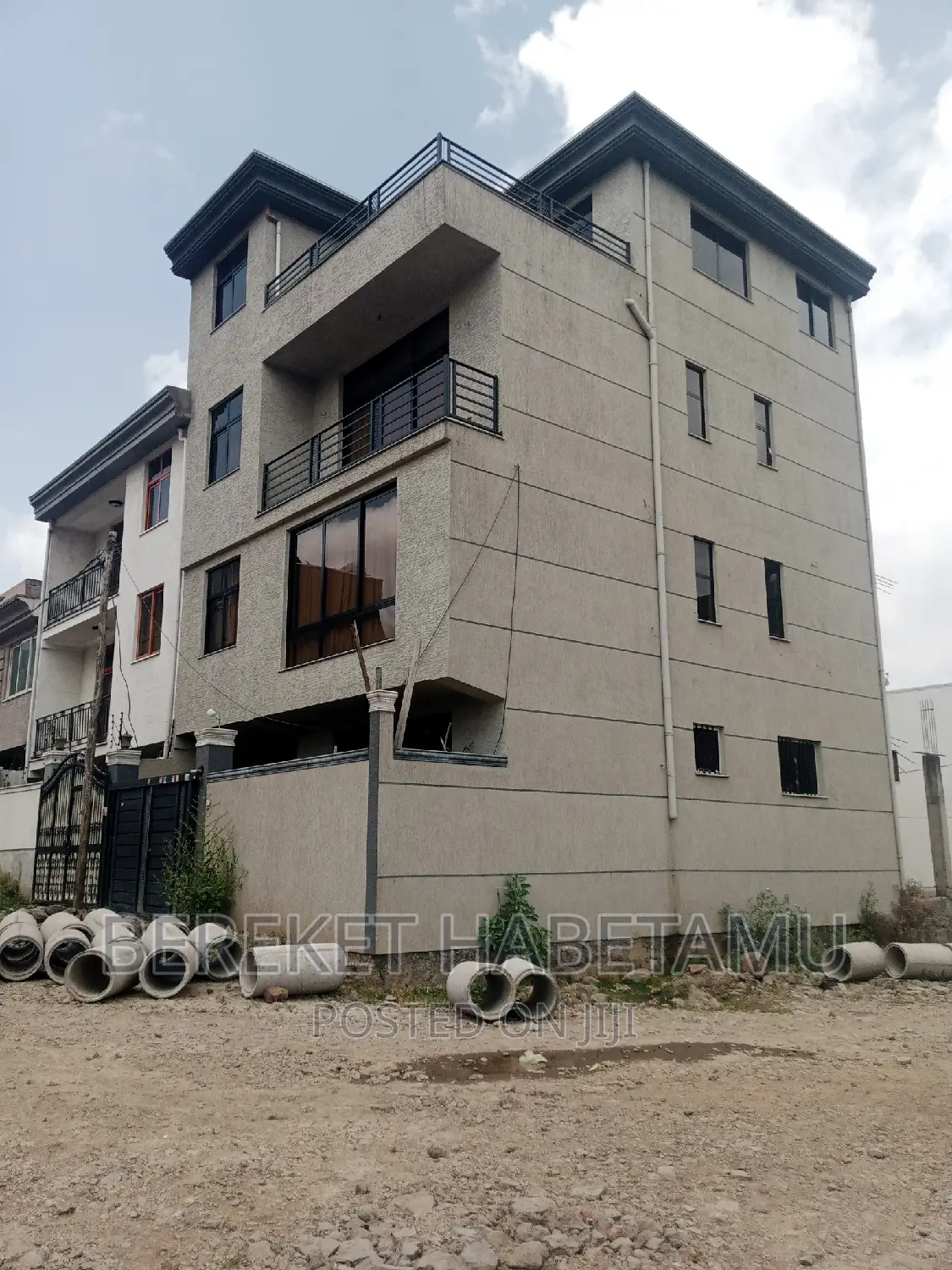 Furnished 6bdrm House in አዲስ አበባ, Nifas Silk-Lafto for sale