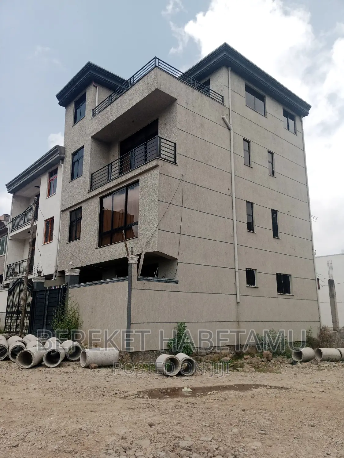 Furnished 6bdrm House in አዲስ አበባ, Nifas Silk-Lafto for sale