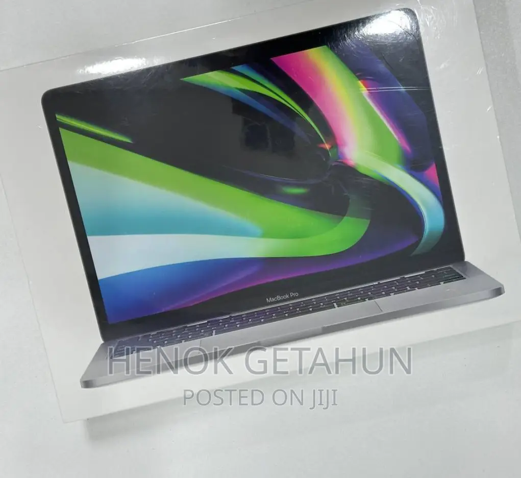 New Laptop Apple MacBook Pro 2022 M2 8GB SSD 256GB