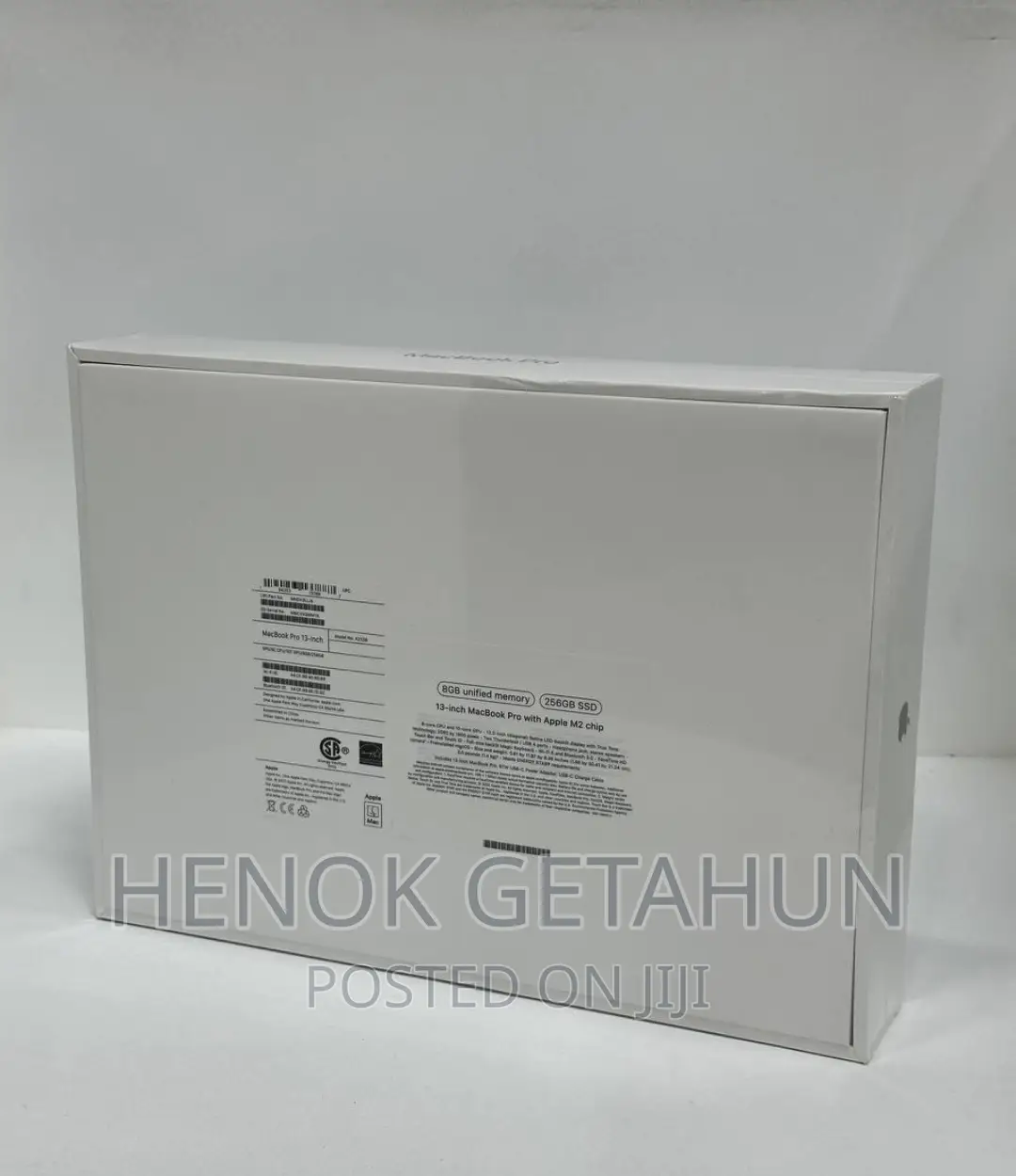 New Laptop Apple MacBook Pro 2022 M2 8GB SSD 256GB