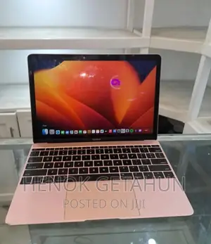 New Laptop Apple MacBook Pro 2019 8GB SSD 256GB