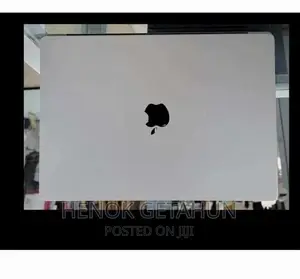 New Laptop Apple MacBook Pro 2019 16GB Intel Core i7 SSD 1T