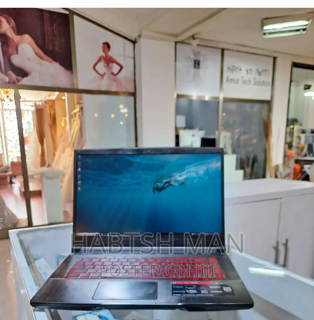 New Laptop MSI GF63 8GB Intel Core I5 SSD 512GB