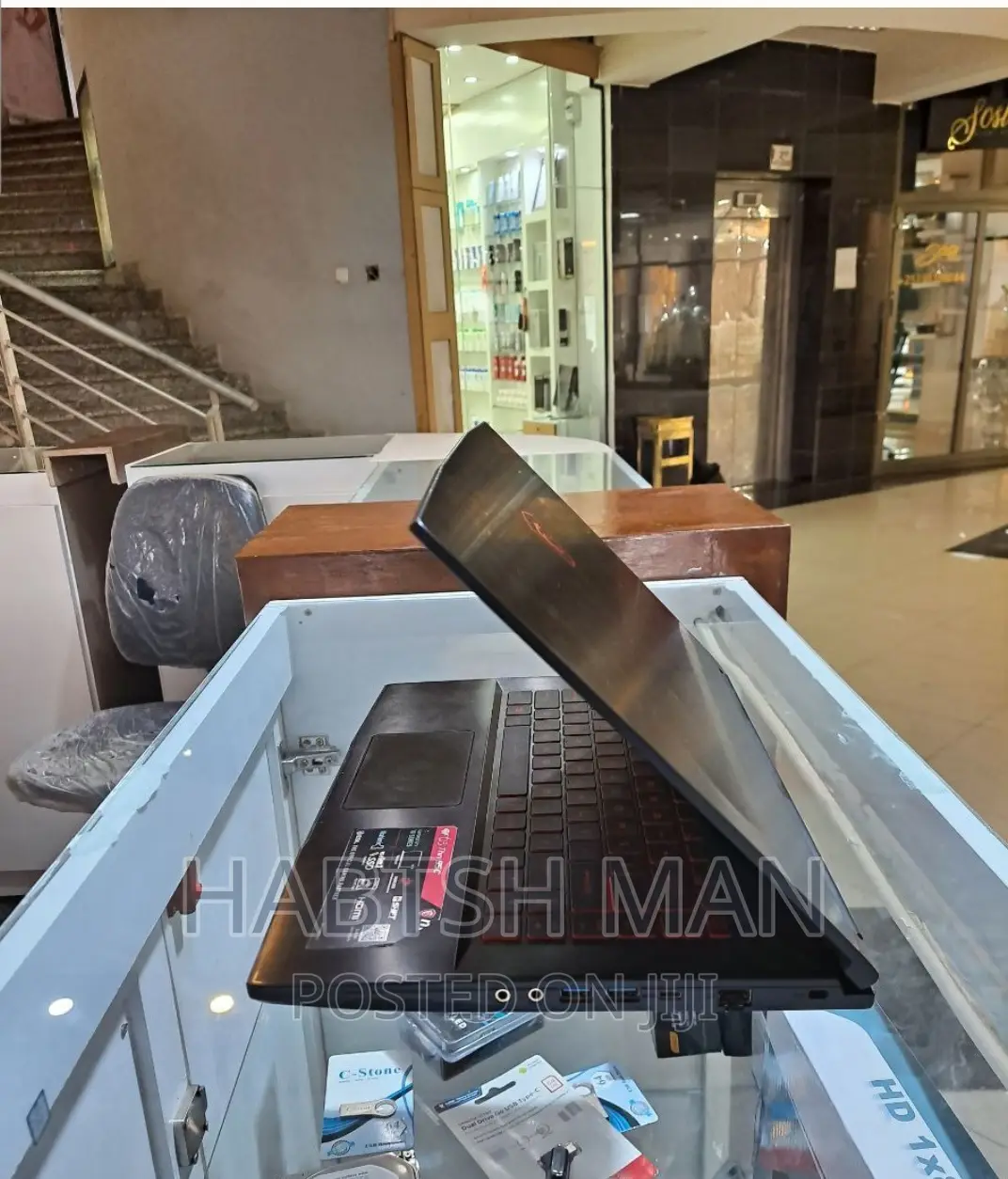 New Laptop MSI GF63 8GB Intel Core I5 SSD 512GB