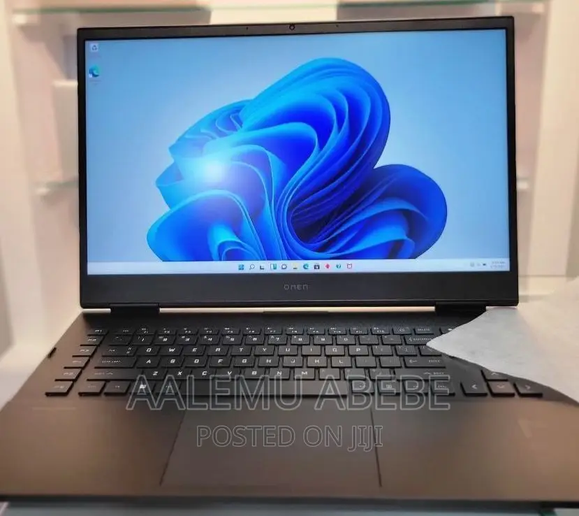 New Laptop HP Omen 17 16GB Intel Core I7 SSD 2T