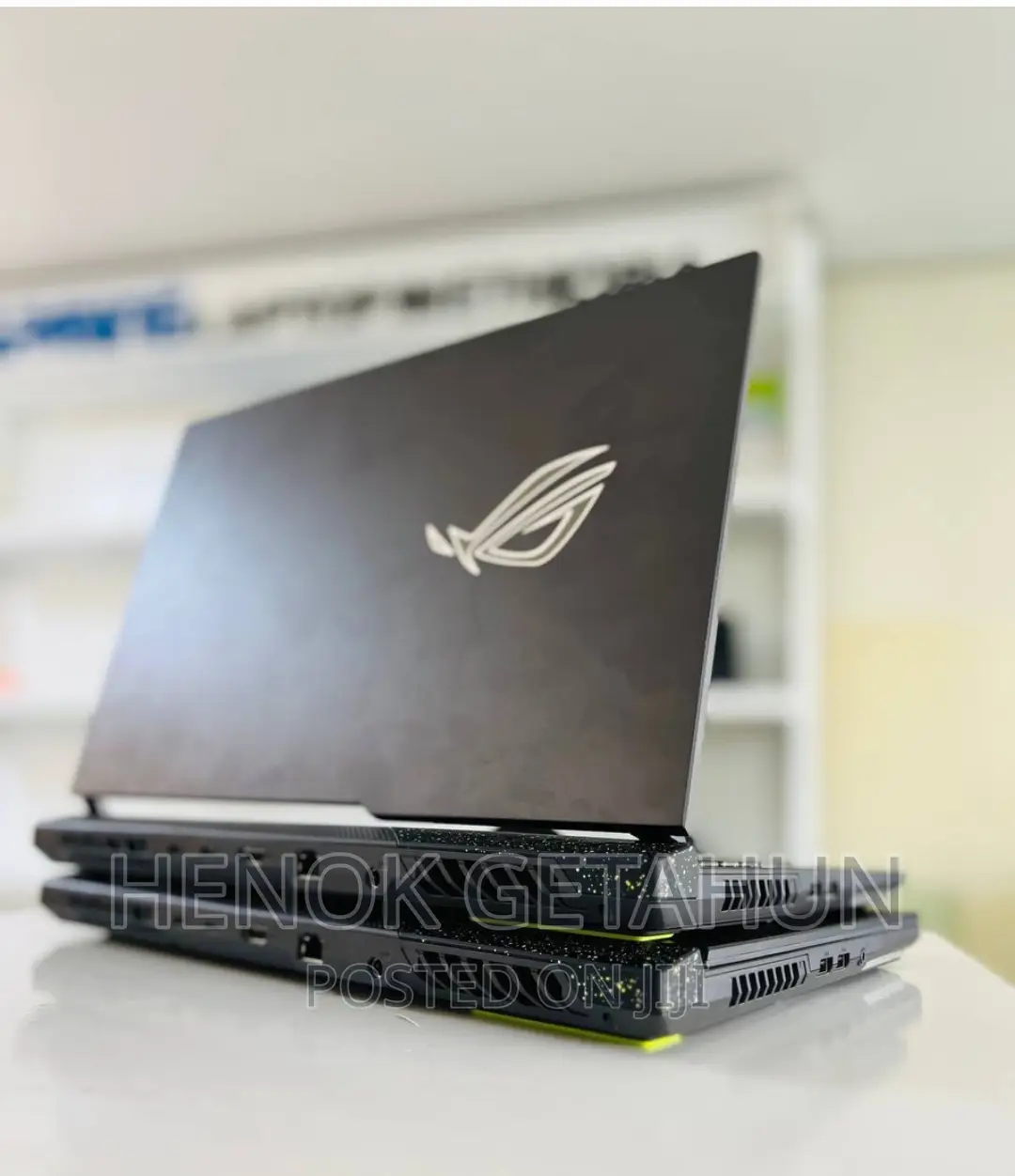 New Laptop Asus ROG Strix G15 16GB AMD Ryzen 7 SSD 1T