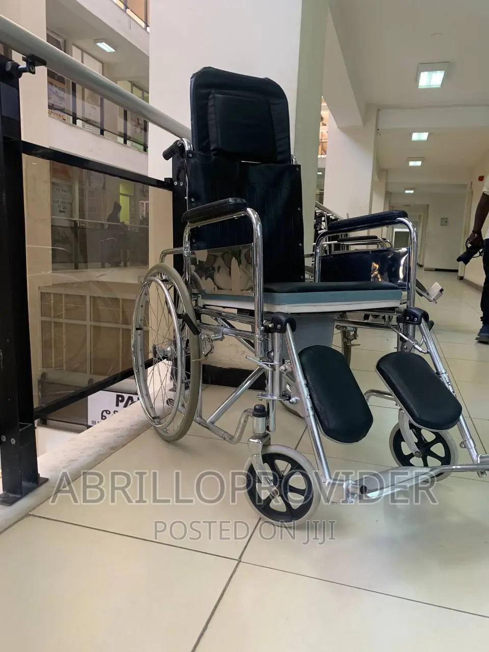 Full Option Wheelchair₹Wheelchair£Wheelchair£Used_wheelchair