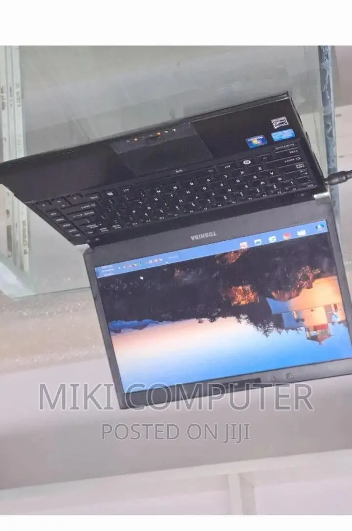 New Laptop Toshiba Portege Z10t 4GB Intel Core I5 HDD 500GB