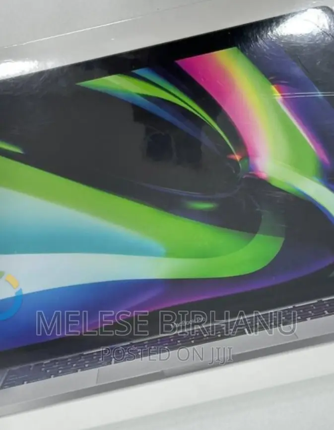 New Laptop Apple MacBook Pro 2022 M2 8GB Intel Core I5 SSD 256GB