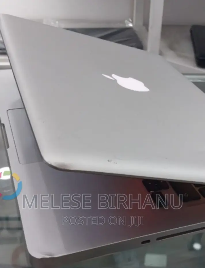 New Laptop Apple MacBook 2012 8GB Intel Core I5 HDD 1T