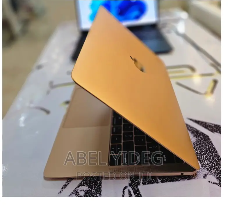 New Laptop Apple MacBook Air 2020 8GB Intel Core I5 SSD 256GB