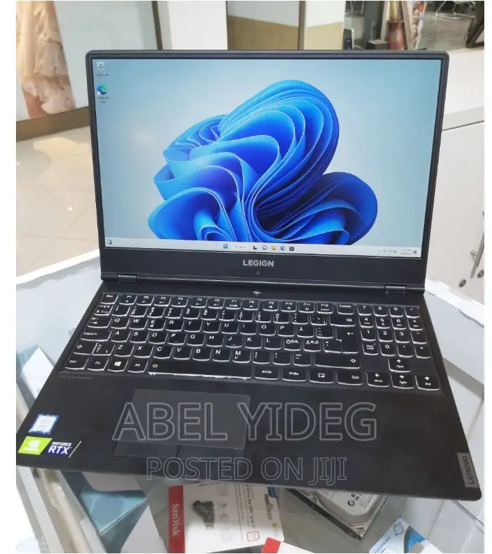 New Laptop Lenovo Legion Y730 16GB Intel Core I7 SSD 1T