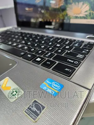 Photo - New Laptop Toshiba Satellite C850 4GB Intel Core I5 HDD 500GB