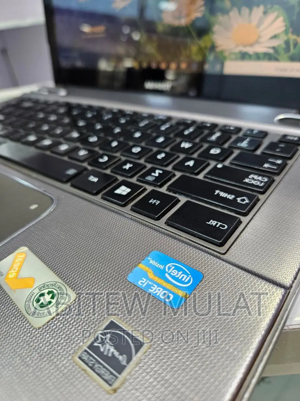 New Laptop Toshiba Satellite C850 4GB Intel Core I5 HDD 500GB