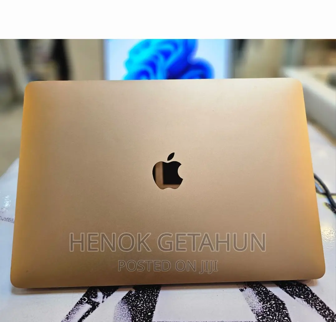 New Laptop Apple MacBook Air 2020 M1 8GB Intel Core I5 SSD 256GB