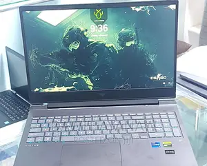 New Laptop HP 16GB Intel Core I7 SSD 1T