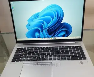 New Laptop HP 8GB Intel Core I5 SSD 512GB