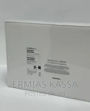 New Laptop Apple MacBook Pro 8GB Apple M2 SSD 256GB