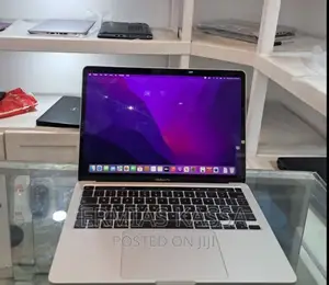 New Laptop Apple MacBook Pro 2020 16GB Apple M2 SSD 1T