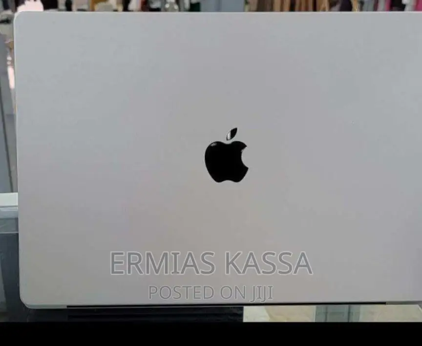 New Laptop Apple MacBook Pro 16GB Apple M1 Pro SSD 1T