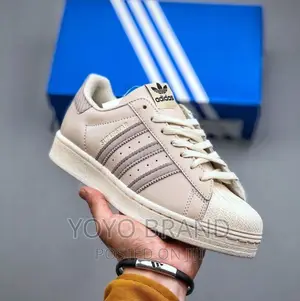 Photo - Orginal Old School Adidas Sneker Shoes