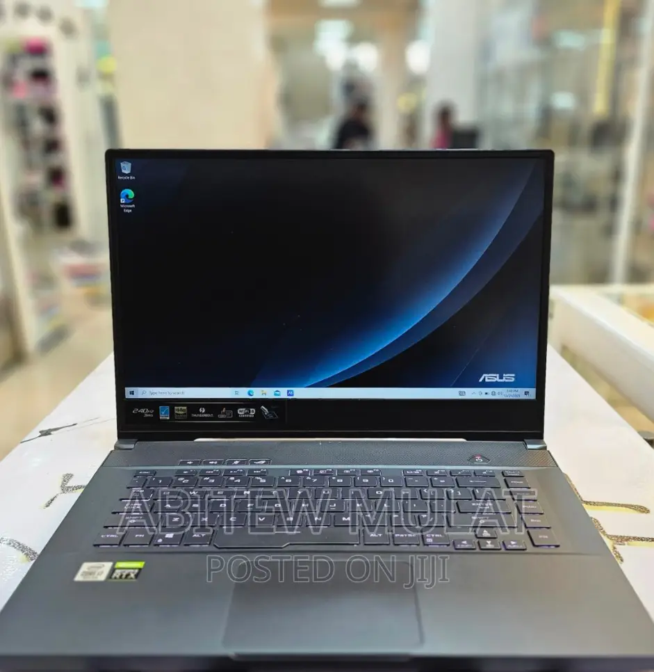 New Laptop Asus ROG Zephyrus G15 16GB Intel Core I7 SSD 1T