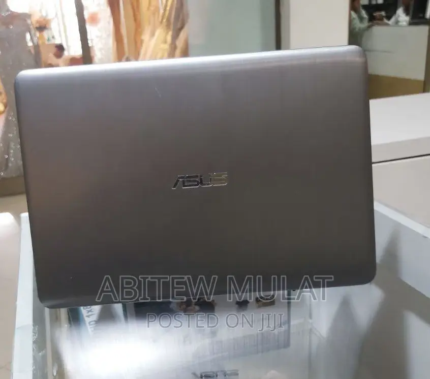 New Laptop Asus E403SA 4GB Intel Pentium SSD 128GB