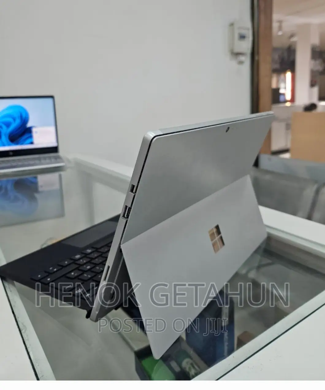 New Laptop Microsoft Surface Pro 6 8GB Intel Core I5 SSD 256GB