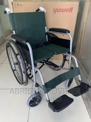 Photo - Portable and Comfortable Manual Wheelchair\Elderly Wheelchai