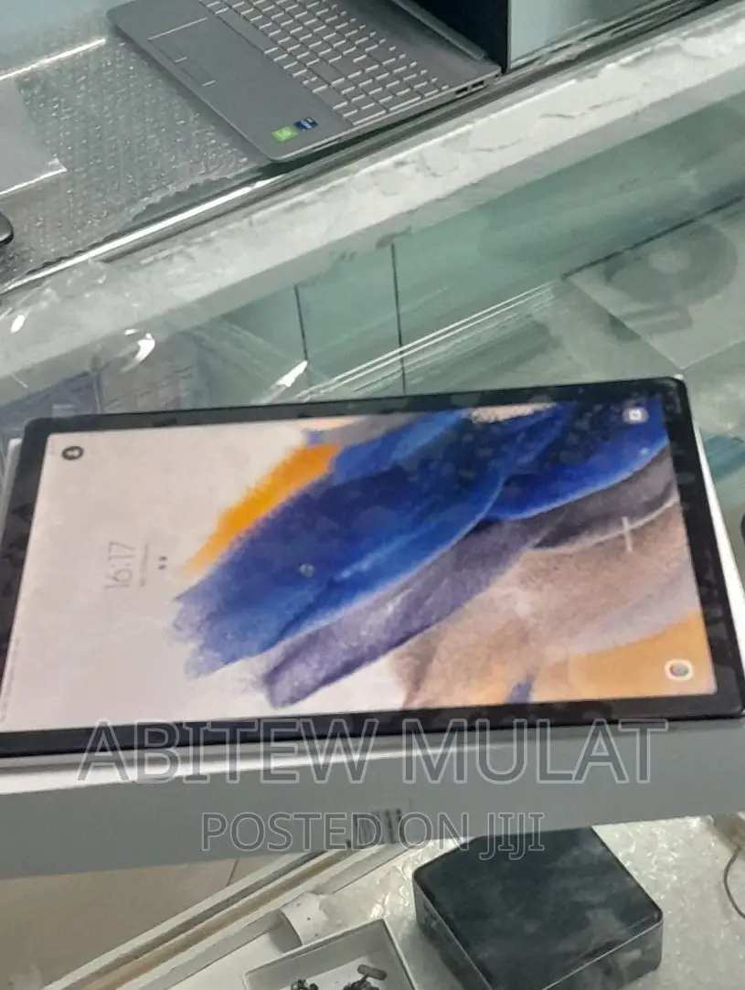 New Samsung Galaxy Tab A8 10.5 (2021) 128 GB Silver