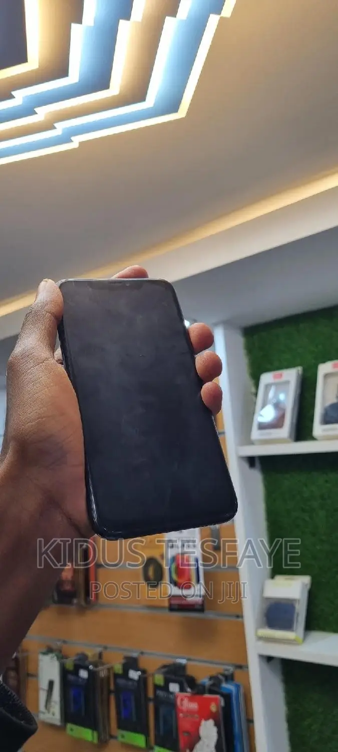 Apple iPhone 11 Pro Max 64 GB