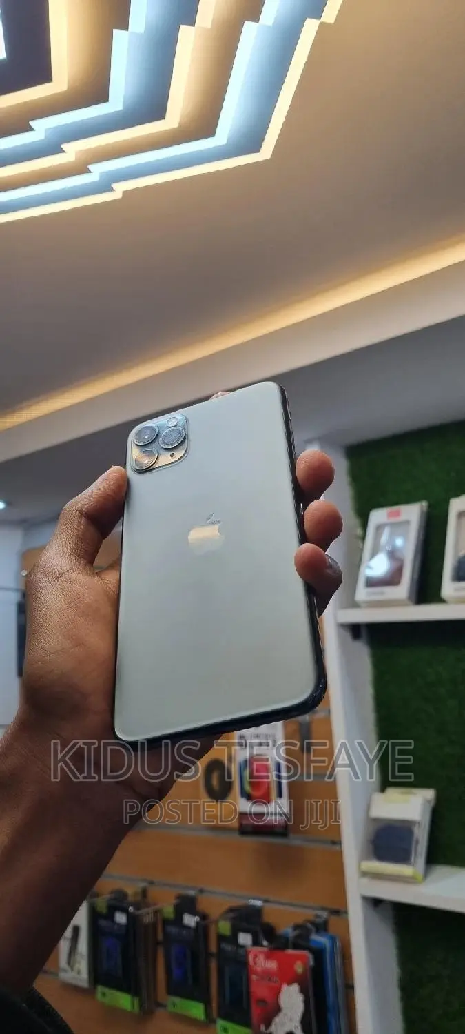 Apple iPhone 11 Pro Max 64 GB