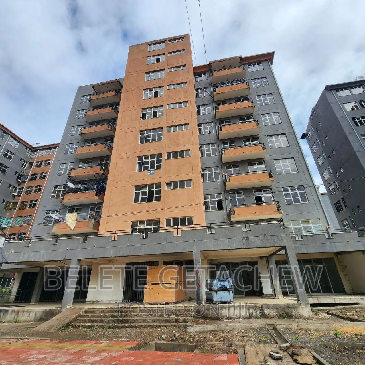 3bdrm Condo in Ayat 40/60, Bole for sale