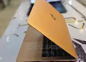 New Laptop Apple MacBook Air 2020 8GB Intel Core I5 SSD 256GB