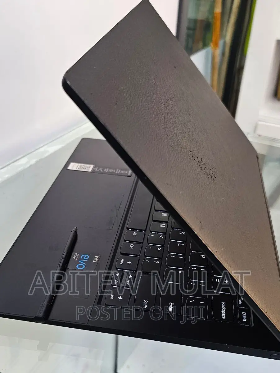 New Laptop Lenovo Yoga 950i 16GB Intel Core I7 SSD 512GB