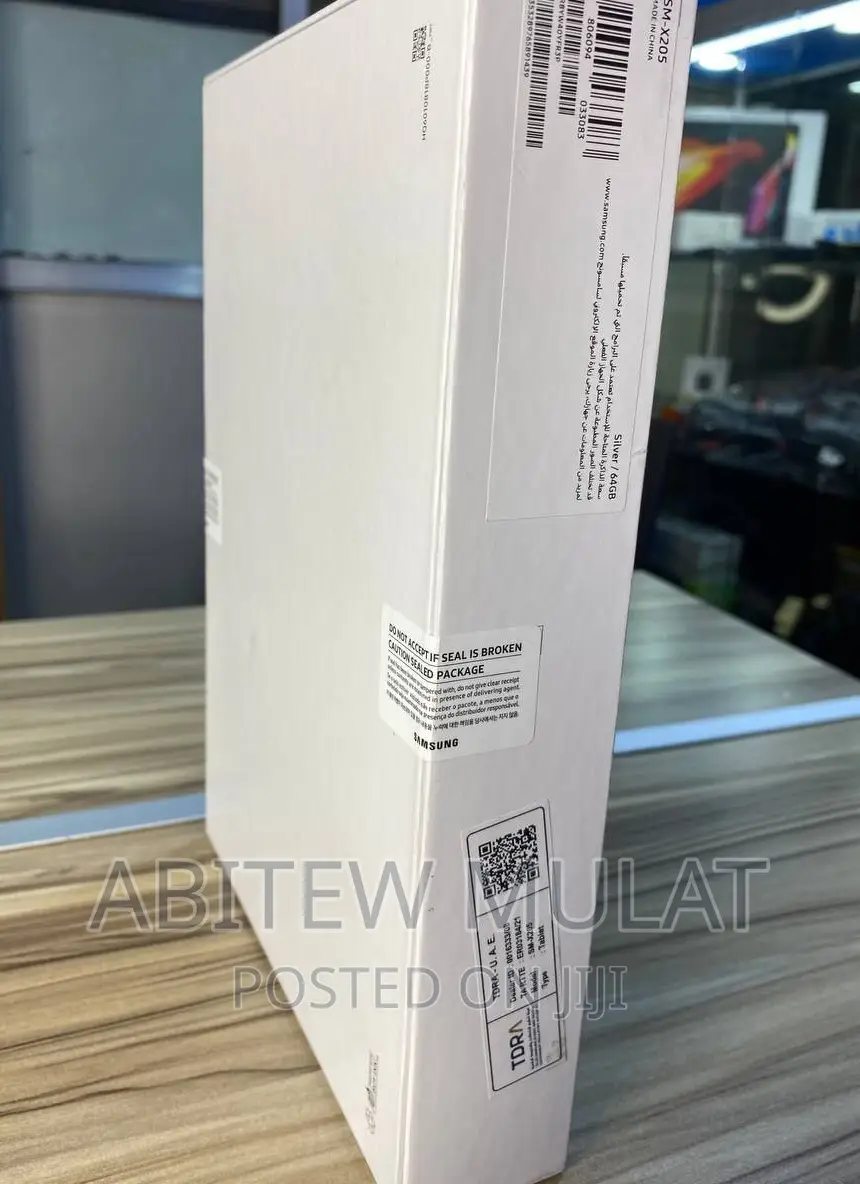 New Samsung Galaxy Tab A8 10.5 (2021) 64 GB Silver