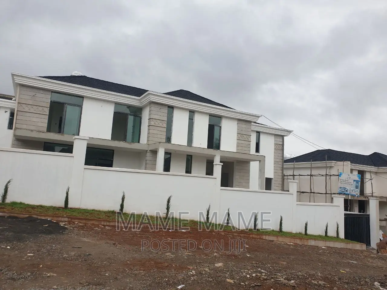 7bdrm House in Addis Abeba, Bole for sale
