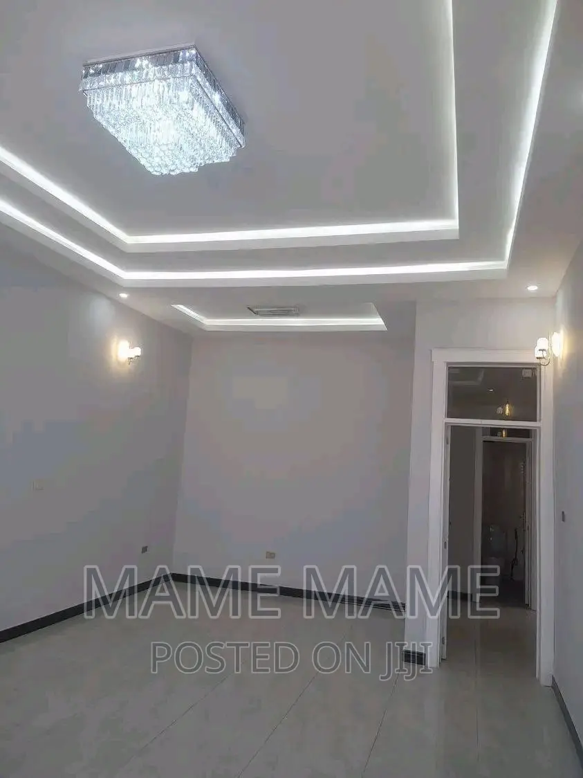7bdrm House in Addis Abeba, Bole for sale