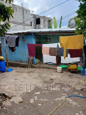 የሚሸጥ ፈራሽ ቤት ወሰን አቤም