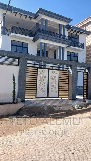 11bdrm House in የሚሸጥ ቤት አያት, Bole for sale