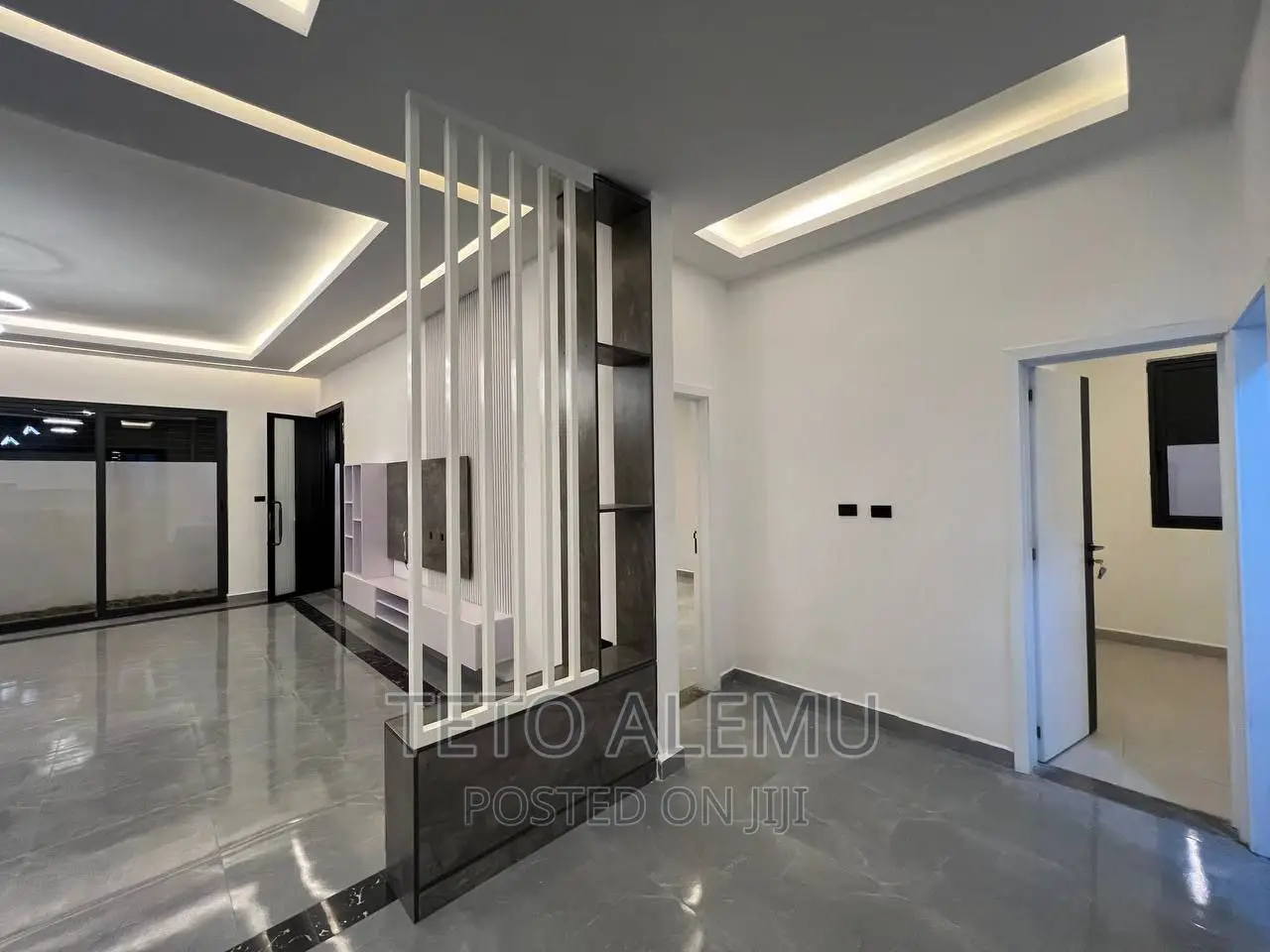 11bdrm House in የሚሸጥ ቤት አያት, Bole for sale