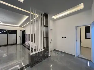 11bdrm House in የሚሸጥ ቤት አያት, Bole for sale