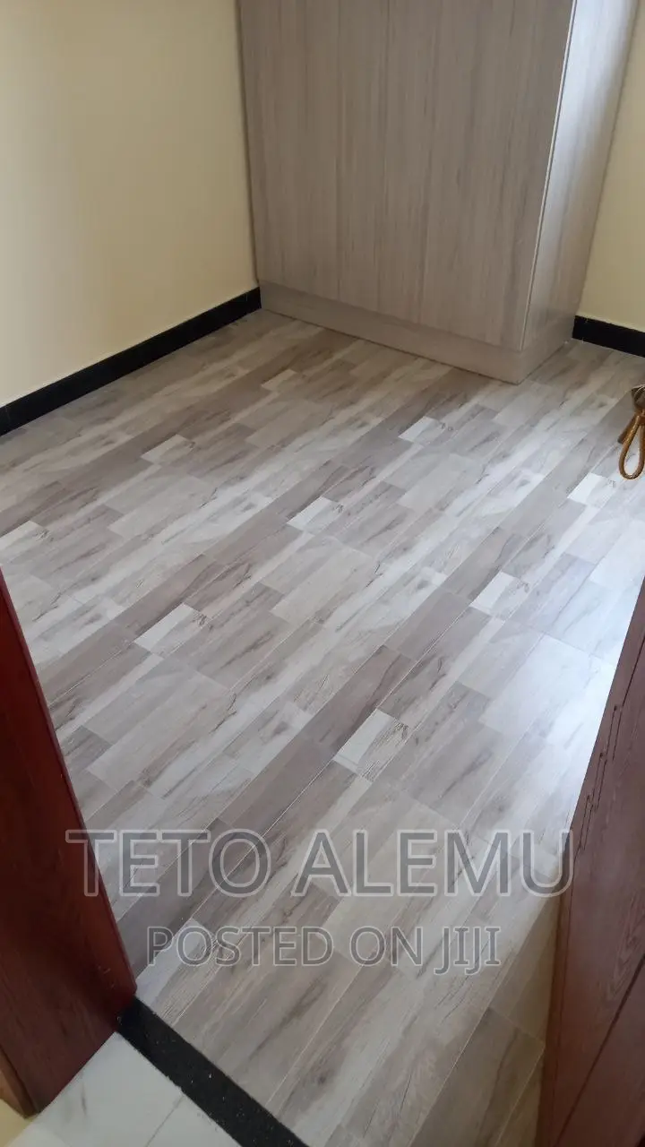 5bdrm Villa in የሚሸጥ ቪላ Cmc, Bole for sale